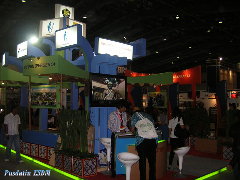 Stand DESDM Juara II Pameran Gelar Karya Pemberdayaan Masyarakat